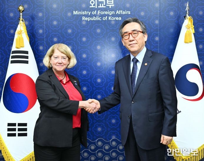 팸 멜로이(Pam Melroy) 미 항공우주청(NASA) 부청장과 면담