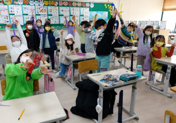 정서지원프로그램 색채 테라피