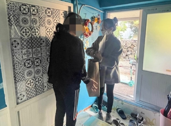 저소득 한부모가족 중·고등학생 학용품비 지원