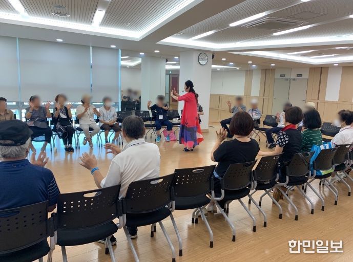 안산시 단원보건소 치매안심센터, '기억 저장소' 수료식 개최