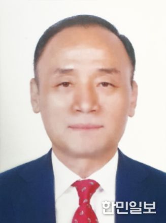 '은관문화훈장' 박진태 경성문화사 대표