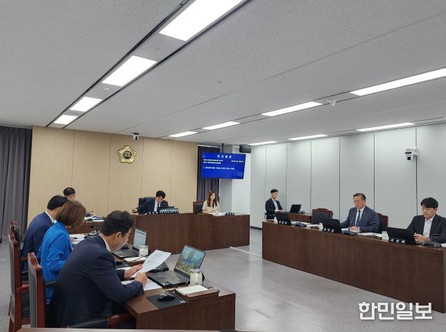 충청광역연합의회 제6회 임시회 제1차 초광역행정산업위원회 개최