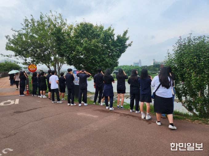 철새홍보관, 남창고 동아리 교외 체험활동 진행