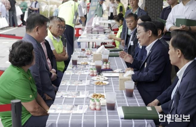 홍성군 홍북읍 '이동복지관 자원봉사 한마당' 성황리 개최