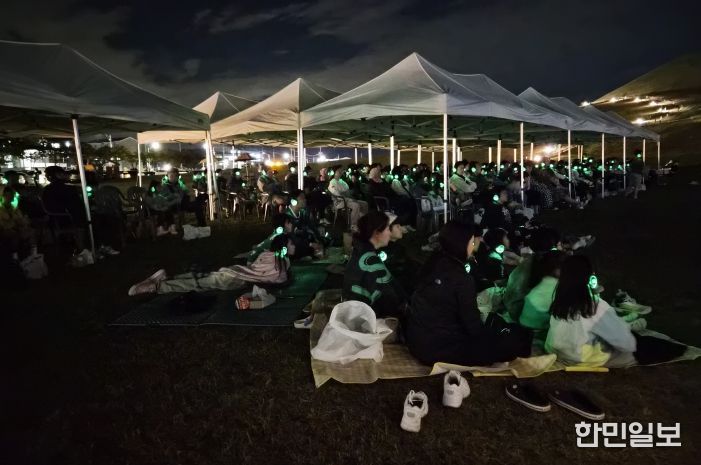 송학동 고분군 달빛 아래 ‘2025년 사일런트 송학’ 개최