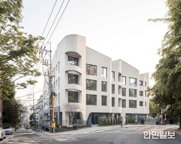 2025 서초건축상 대상 수상작 ‘메종르쏘메’(반포동 98-5) 현장사진