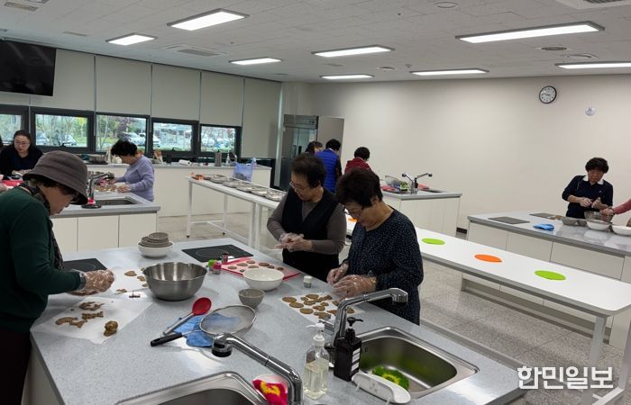 “짠맛 줄이고, 건강 UP!” 태백시 3저 (저염·저당·저지방) 영양 실습 교육 운영