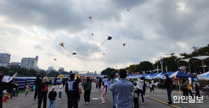 무심천체육공원 메운 어린이 함성! 청주시 팝업놀이터 성료