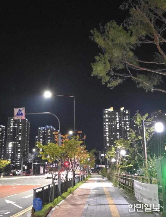 의정부시, 민락2지구 보행등 LED 전면 교체…안전한 밤길 조성