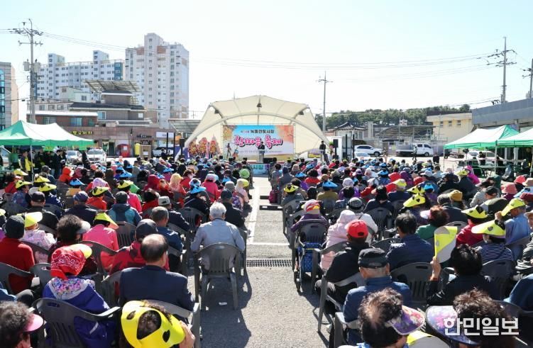 고흥군, 웃음꽃 활짝! 제13회 녹동전통시장 한마음 축제 ‘대성황’ (1) - 공영민 고흥군수 격려사