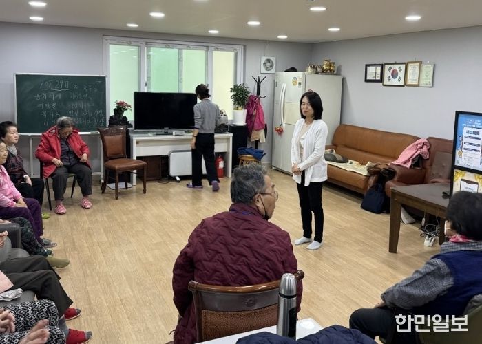 수원시 장안구 정자1동, 디지털 취약계층을 위한 새빛톡톡 홍보 실시