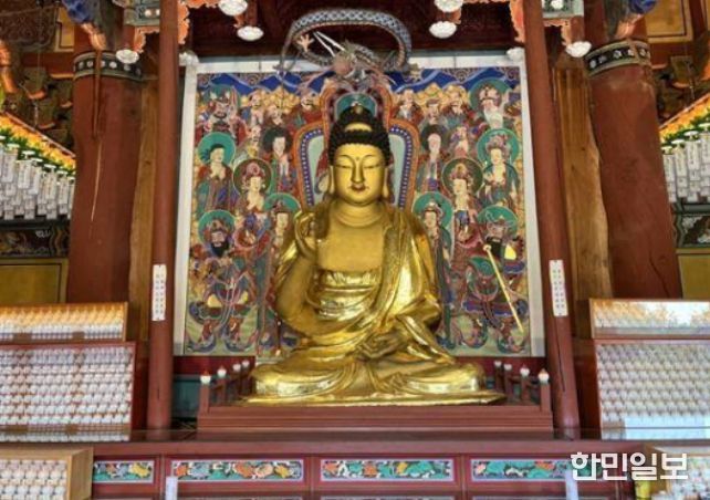 세종 비암사 소조아미타여래좌상