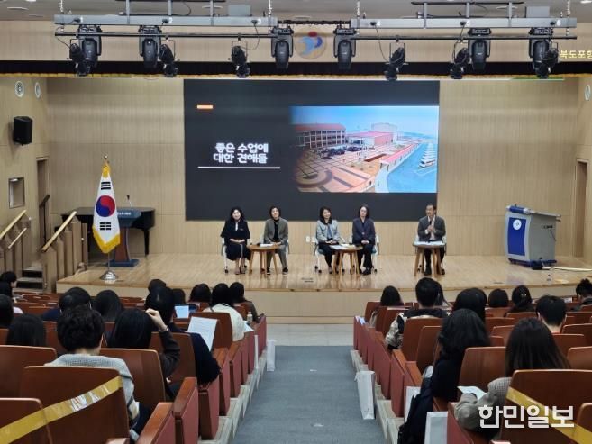 2022 개정 교육과정 이해 연수 및 수업 나눔 Talk 콘서트 운영