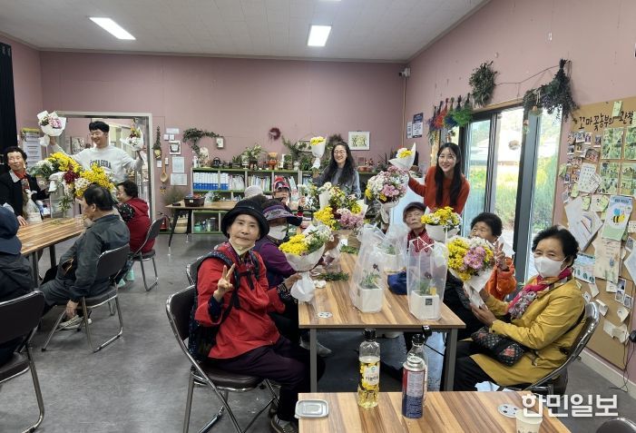 2025년 하반기 치매가족들을 위한 원예치유 힐링프로그램