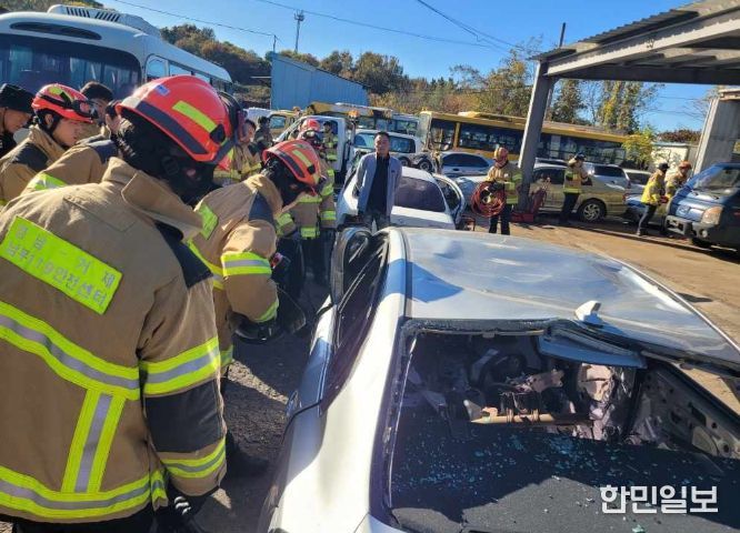 차량 잠금장치 개방 특별구조훈련