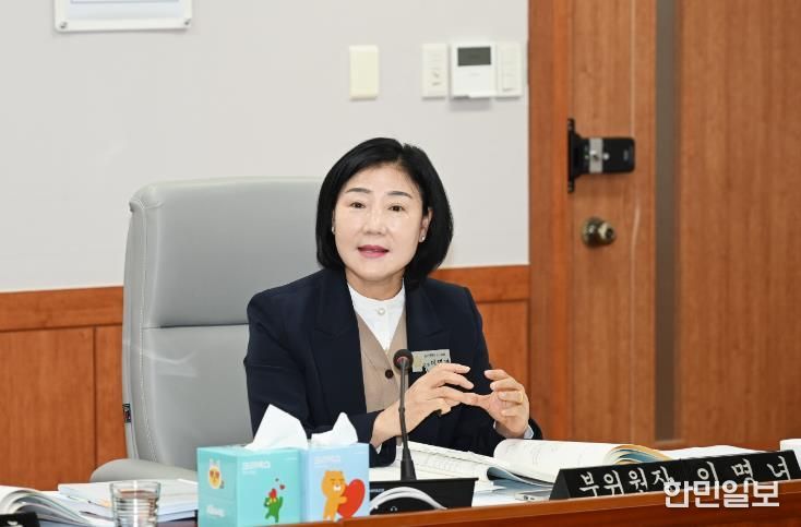 중구의회 행정자치위원회 이명녀 부위원장.