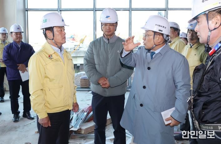 현장에 답 있다...이학수 정읍시장, 미생물 인프라·제설 대비 태세 집중 점검