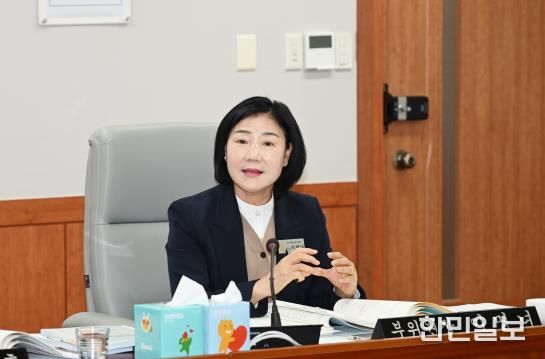 중구의회 이명녀 의원, “개관 1년된 종갓집 도서관 하자투성이”