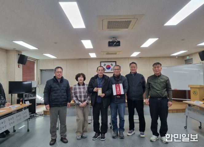 강화읍 선수단, 격려금 전액 기부