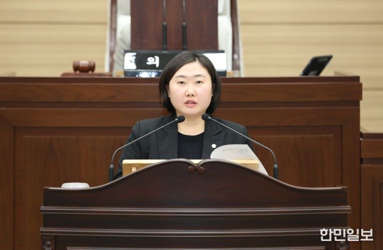 백슬기 서구의원, 분구 대비 구민 피해 현황 파악 및 공무원 인사 배치 계획 구정질의