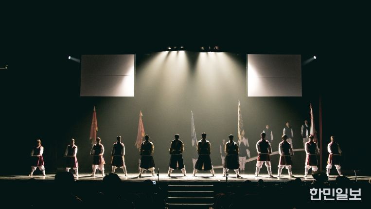 전통과 현대를 품은 택견 송년기획공연 개최(24년 송년기획공연 '사신의 기' 사진)
