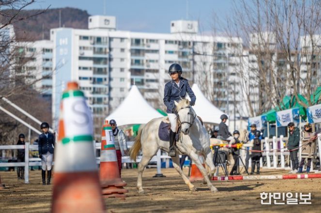 순천시, 제1회 팔마 유소년 승마대회