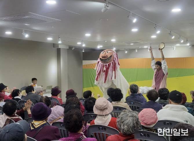 충주시,‘2025 시립 청춘 떳다방’ 성황리 마무리