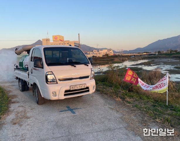 농장 내·외부 오염 차단 총력