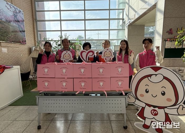 경북 산불 피해복구 참여 자원봉사자 지원 물품 전달