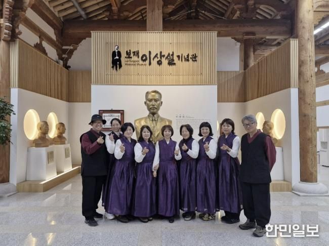 진천군 문화관광해설사 사진