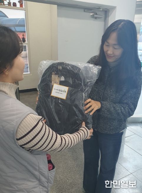 남해군 드림스타트, 초등학교 졸업 축하선물 전달