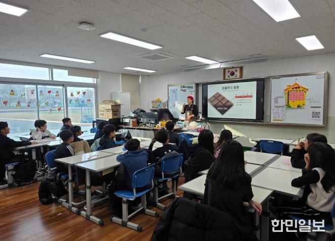 2025학년도 교육과정 운영 취약 시기 진로 컨설팅 성료-초등