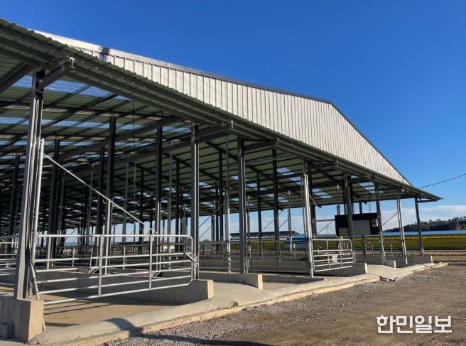 녹색축산육성기금 지원 신축 축사 사진