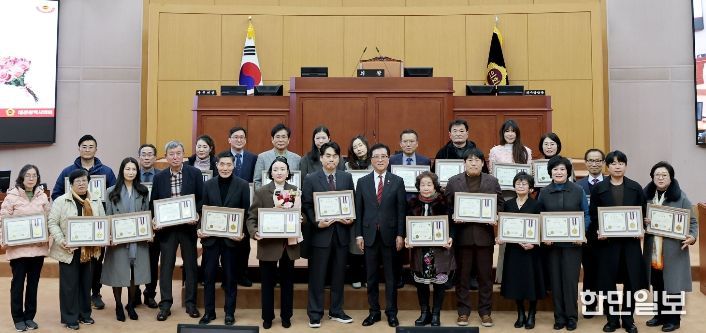 대전시의회, “묵묵한 봉사가 대전을 움직인다”