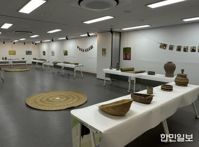 진도군, 노인일자리 공익활동 ‘짚공예 전승반 전시회’ 성료