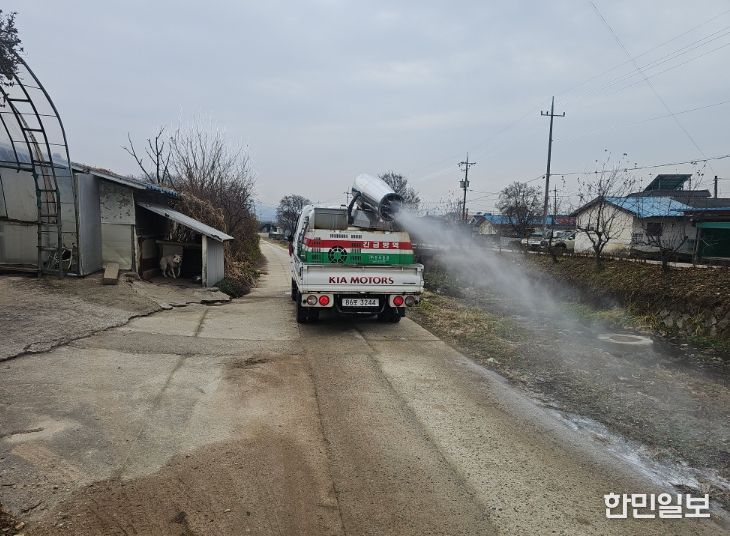 인접 지역 AI 확진에 차단방역 총력