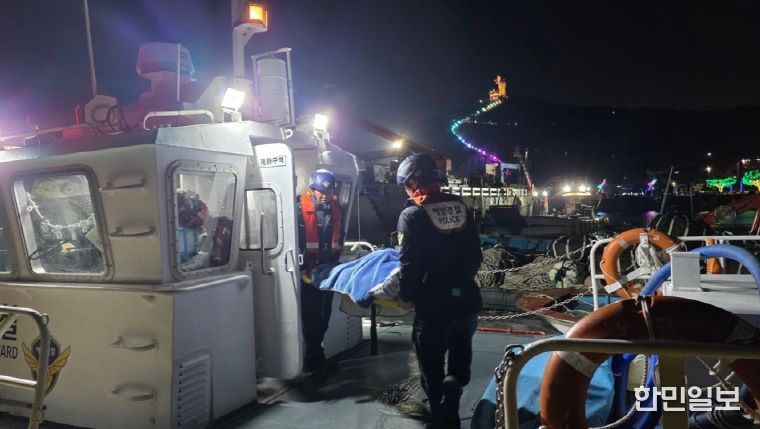 완도해경, 도서지역 응급환자 2명 신속 이송