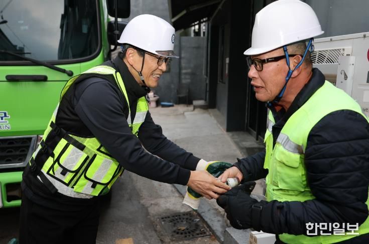 영암군, 생활 쓰레기 수거 현장서 환경개선 방안 점검