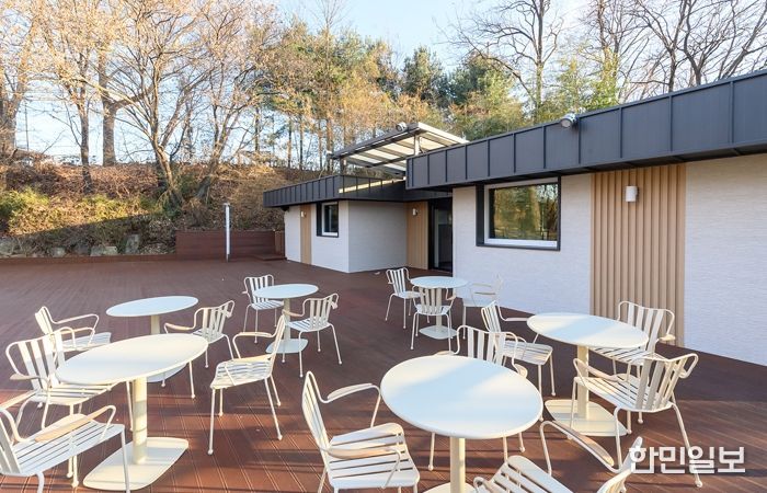 ‘용왕산 숲속카페’ 외부 전경