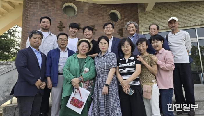 제1기 충주학연구소 구술조사원과 구술조사 연구진 사진