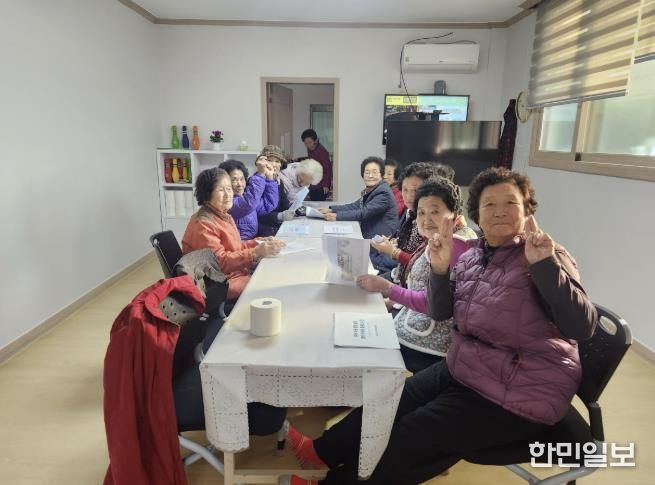 보은군 장안면 봉비리 경로당, 카페형 돌봄도서관으로 새출발