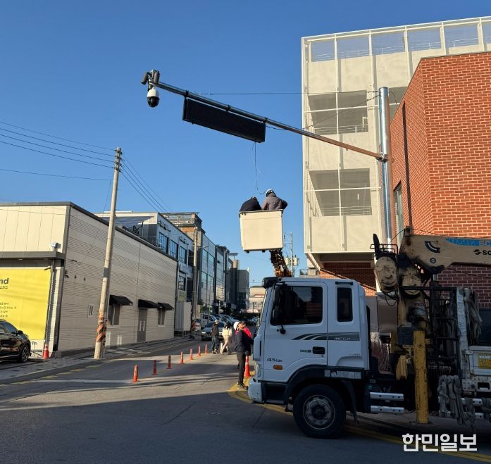 가흥신도시 주차타워 인근 불법 주·정차 단속 CCTV 본격 가동