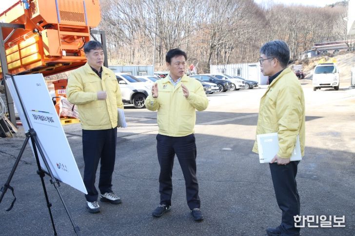 이학수 정읍시장, 제설 창고·한파 쉼터 긴급 점검