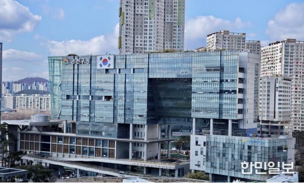 금천구청 종합청사 전경