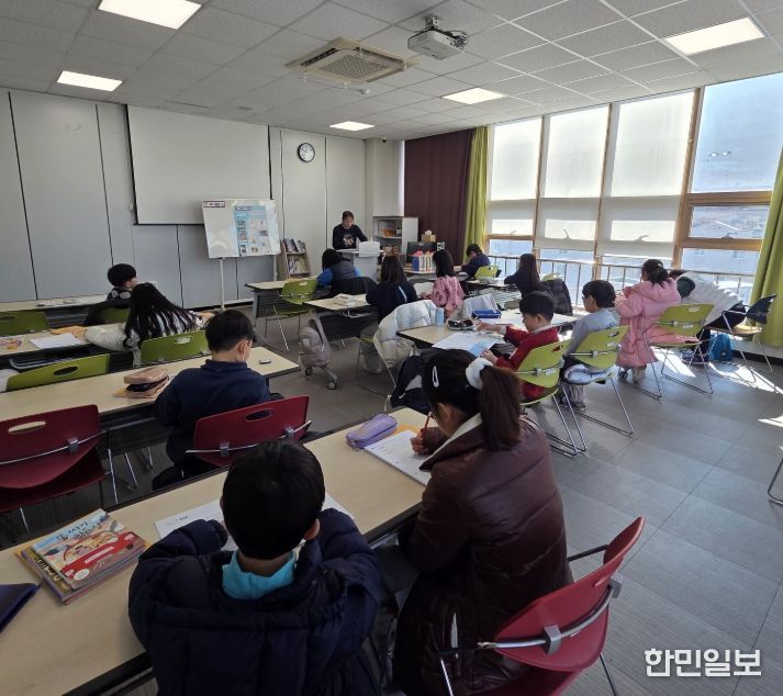 방학 중 초등 돌봄 공백 해소와 독서문화 활성화에 앞장