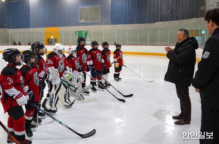 동계체전 아이스하키 광주 선수단 격려