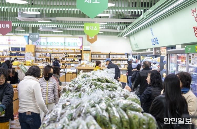 구미 로컬푸드 직매장, 누적매출 150억 돌파…'월급받는 농부' 현실로