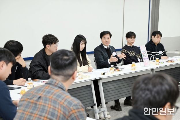 23일 밀양시 스마트팜혁신밸리 교육장에서 열린 열네 번째 ‘소통하기 좋은 날’ 현장 모습