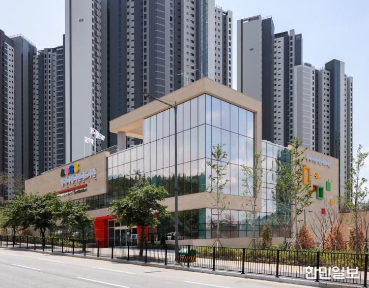 생각자람어린이도서관 전경