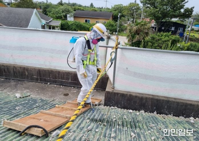 슬레이트 철거 작업